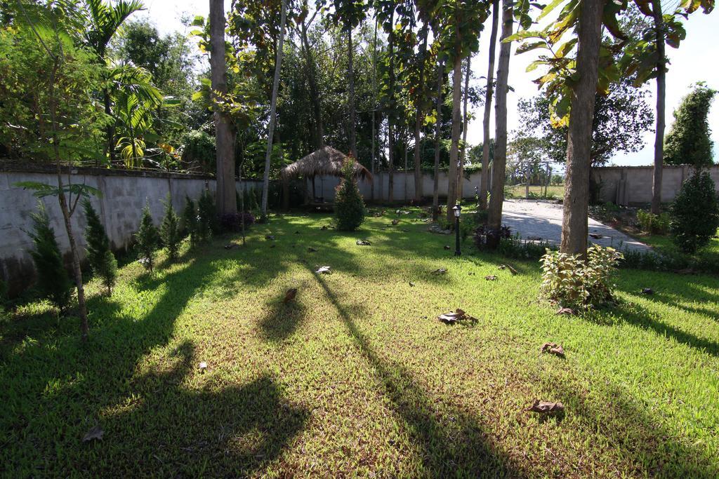 Little-Teak Homestay Chiang Mai Buitenkant foto