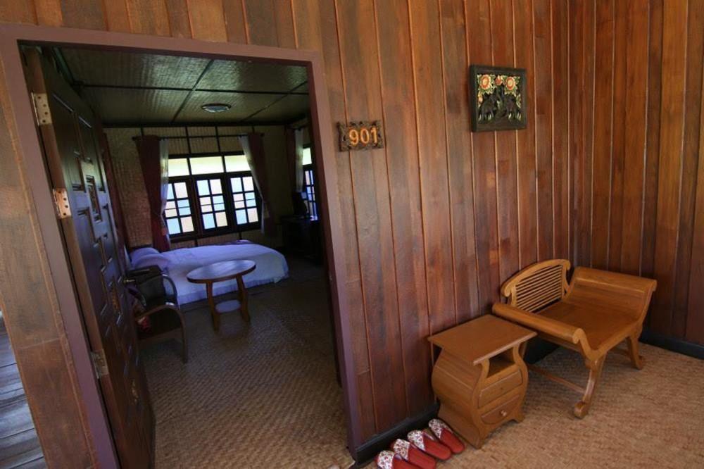 Little-Teak Homestay Chiang Mai Buitenkant foto